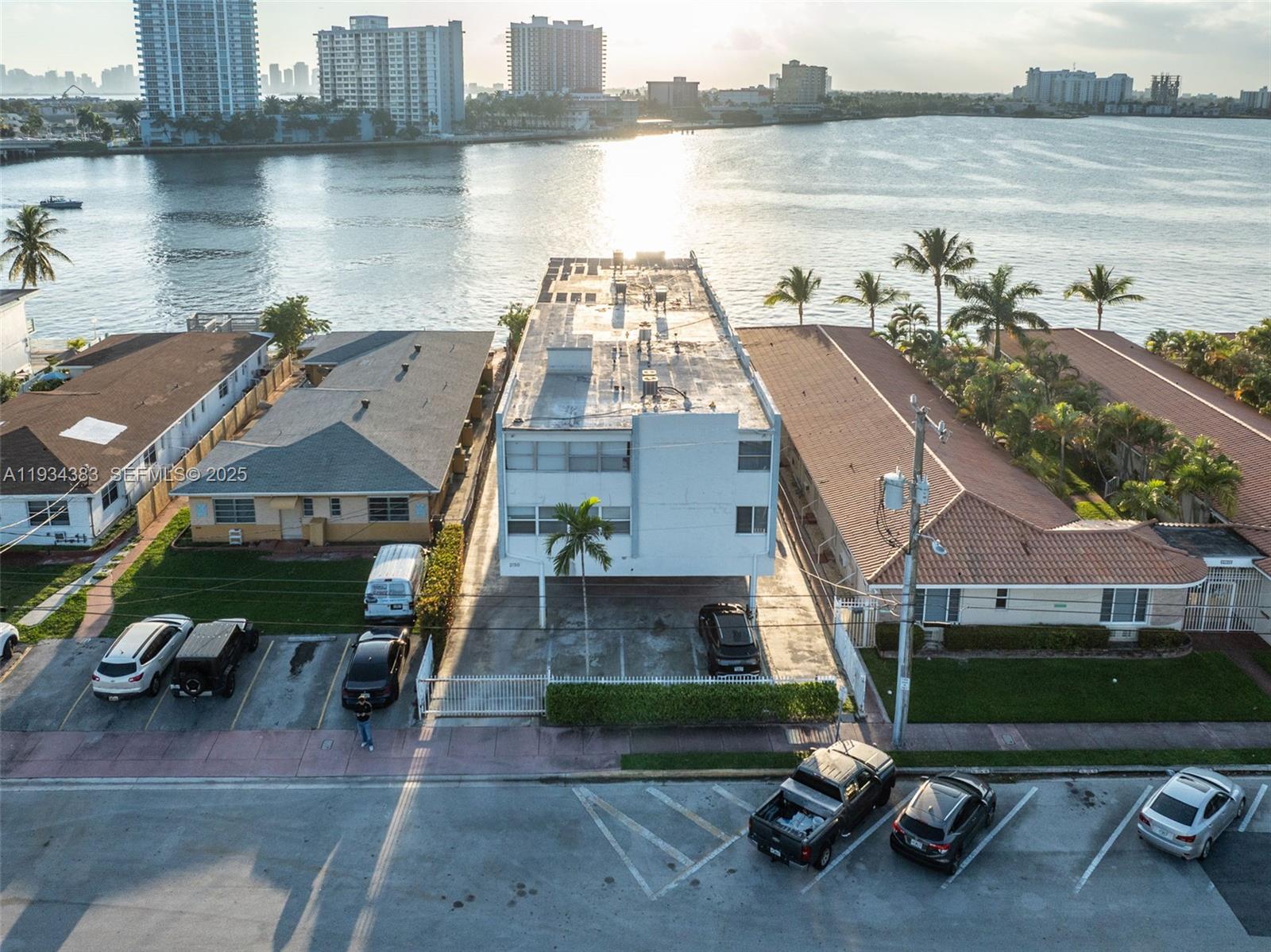   /   sq. ft. $ 2025-12-22 0 Photo