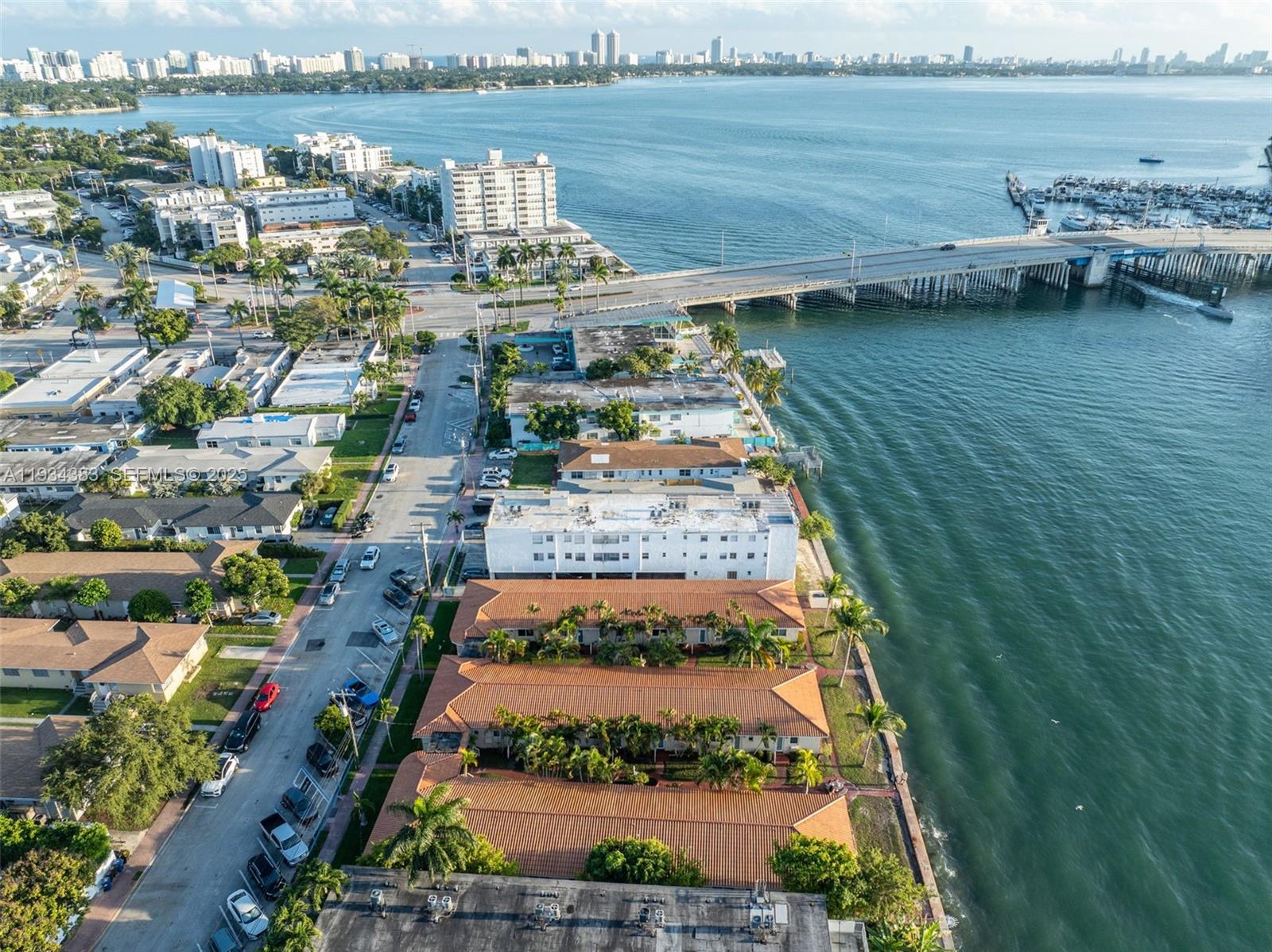   /   sq. ft. $ 2025-12-22 0 Photo