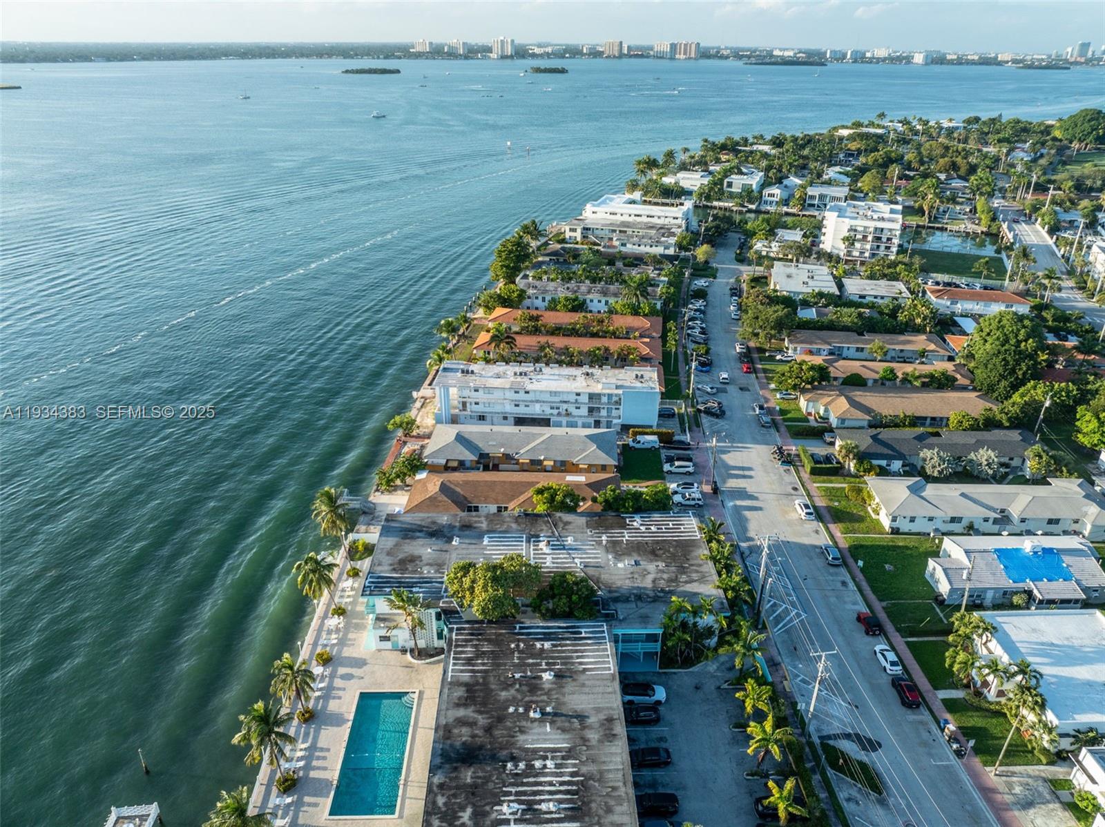   /   sq. ft. $ 2025-12-22 0 Photo