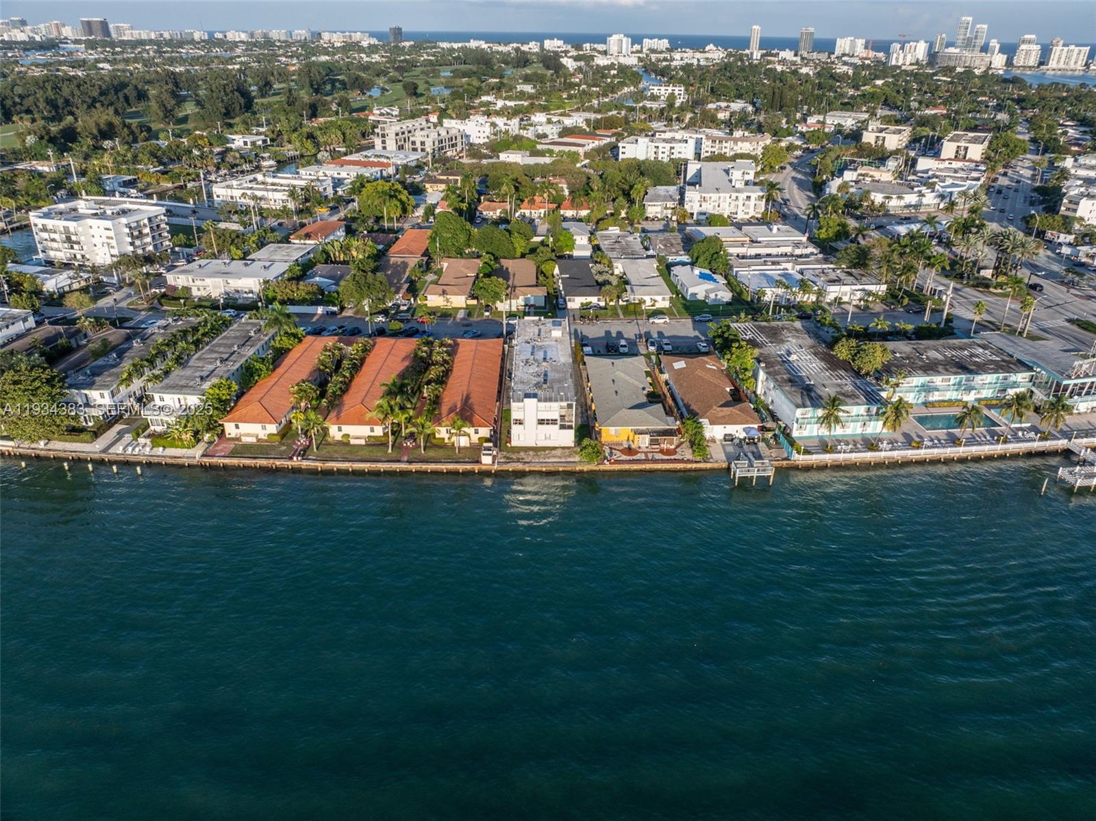   /   sq. ft. $ 2025-12-22 0 Photo