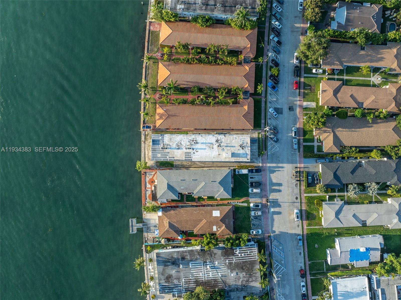   /   sq. ft. $ 2025-12-22 0 Photo