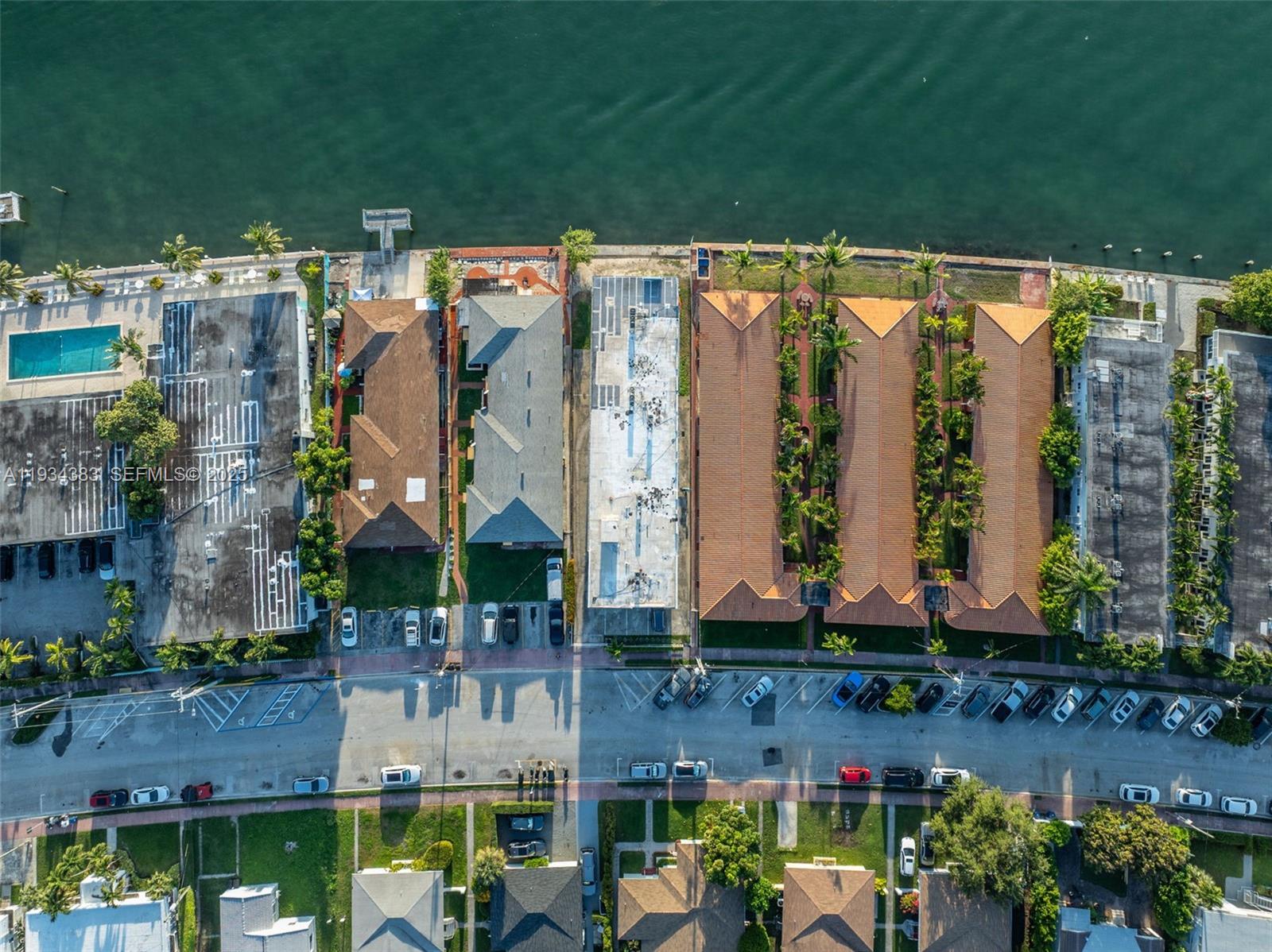   /   sq. ft. $ 2025-12-22 0 Photo