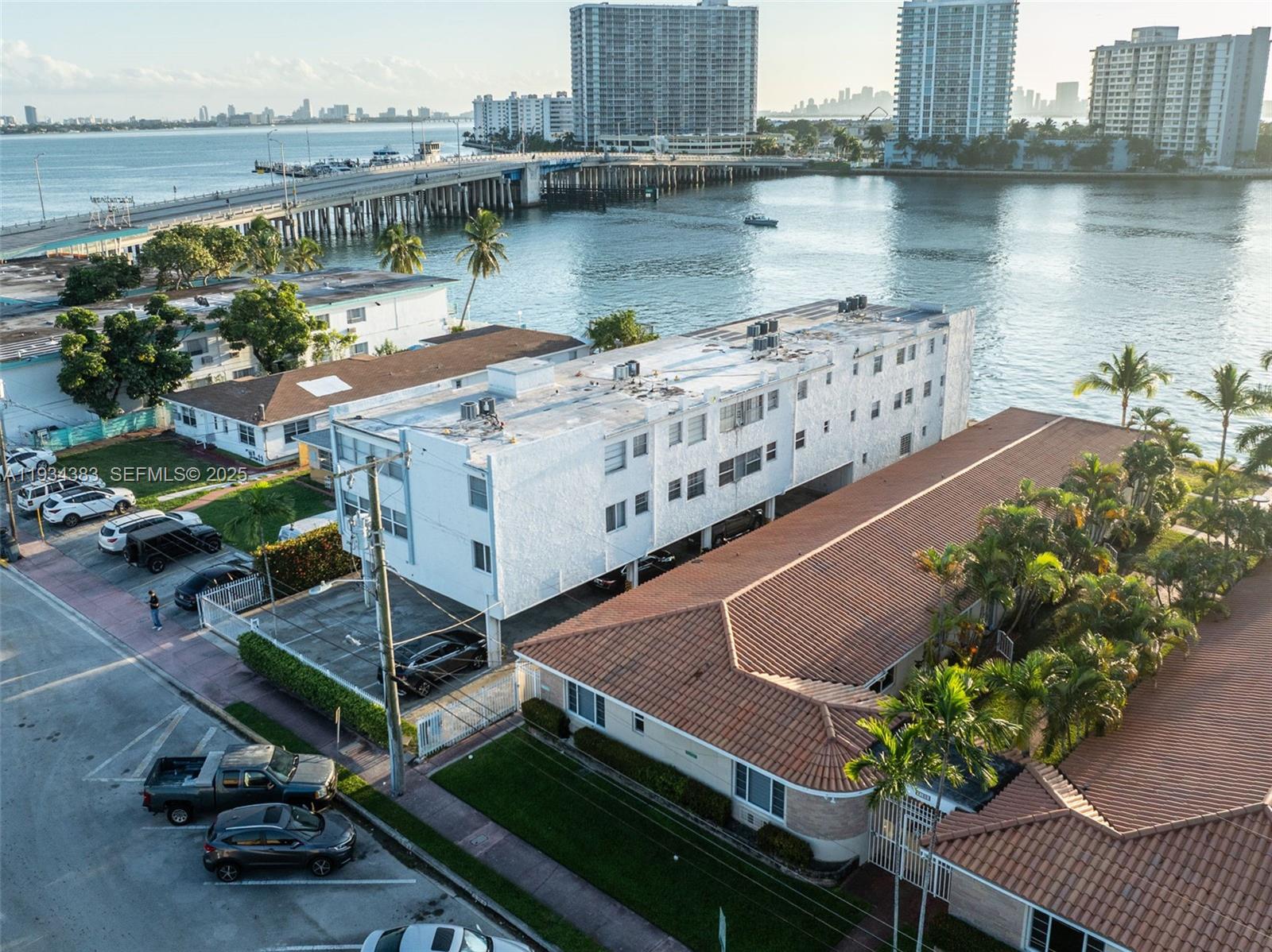   /   sq. ft. $ 2025-12-22 0 Photo