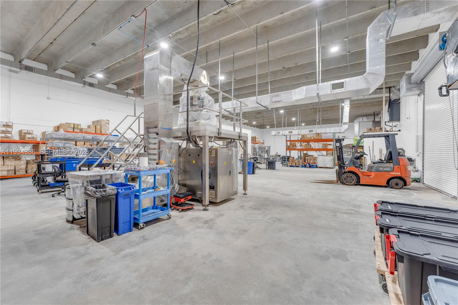 Подробнее / кв.футов $ 2025-12-22 0 Фото