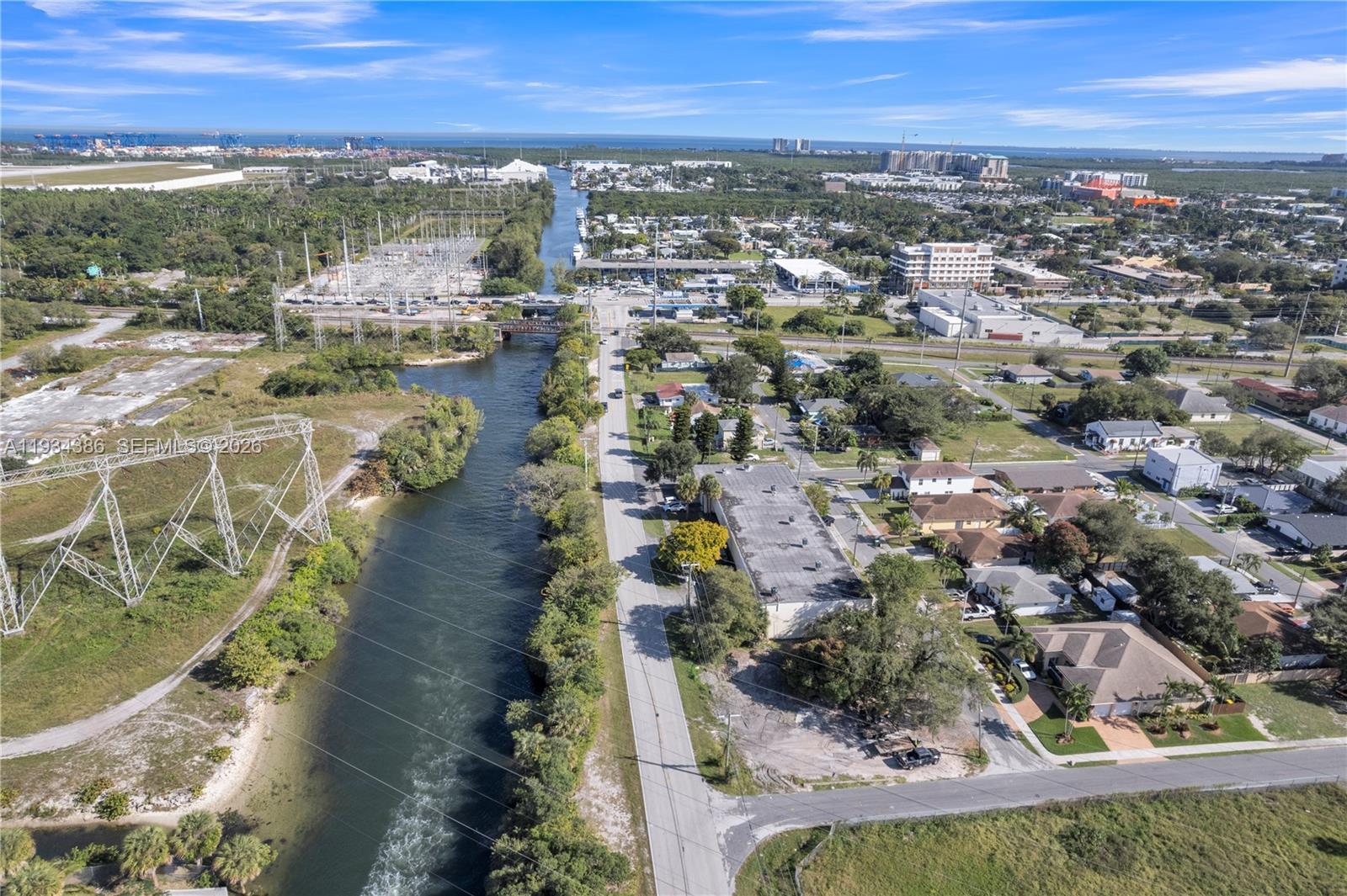 Подробнее / кв.футов $ 2025-12-22 0 Фото