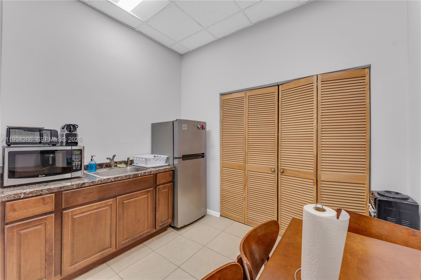 Подробнее / кв.футов $ 2025-12-22 0 Фото