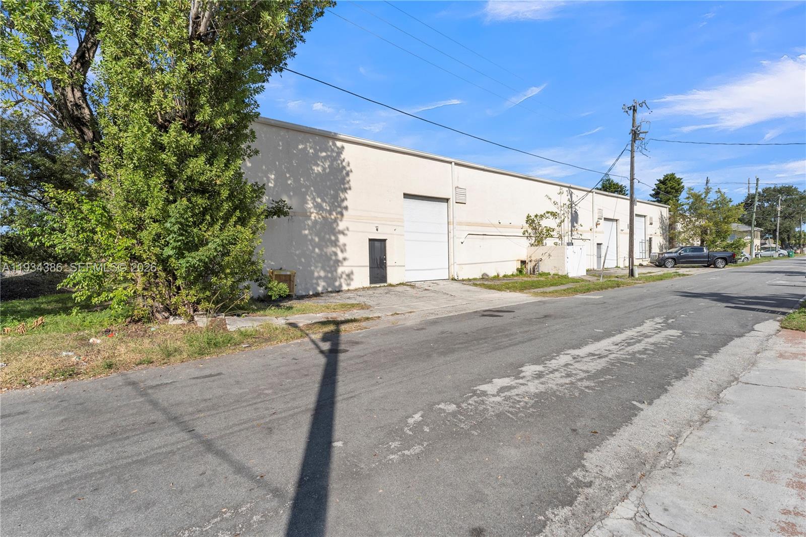 Подробнее / кв.футов $ 2025-12-22 0 Фото