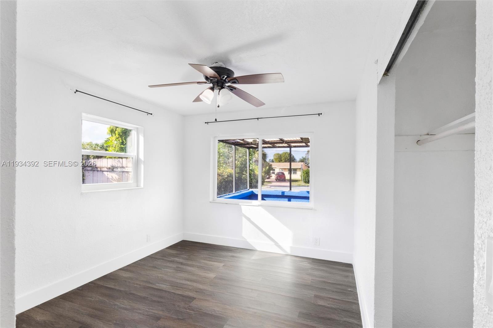   /   sq. ft. $ 2025-12-22 0 Photo