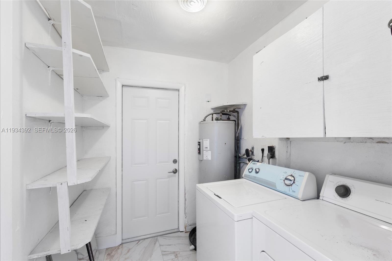   /   sq. ft. $ 2025-12-22 0 Photo