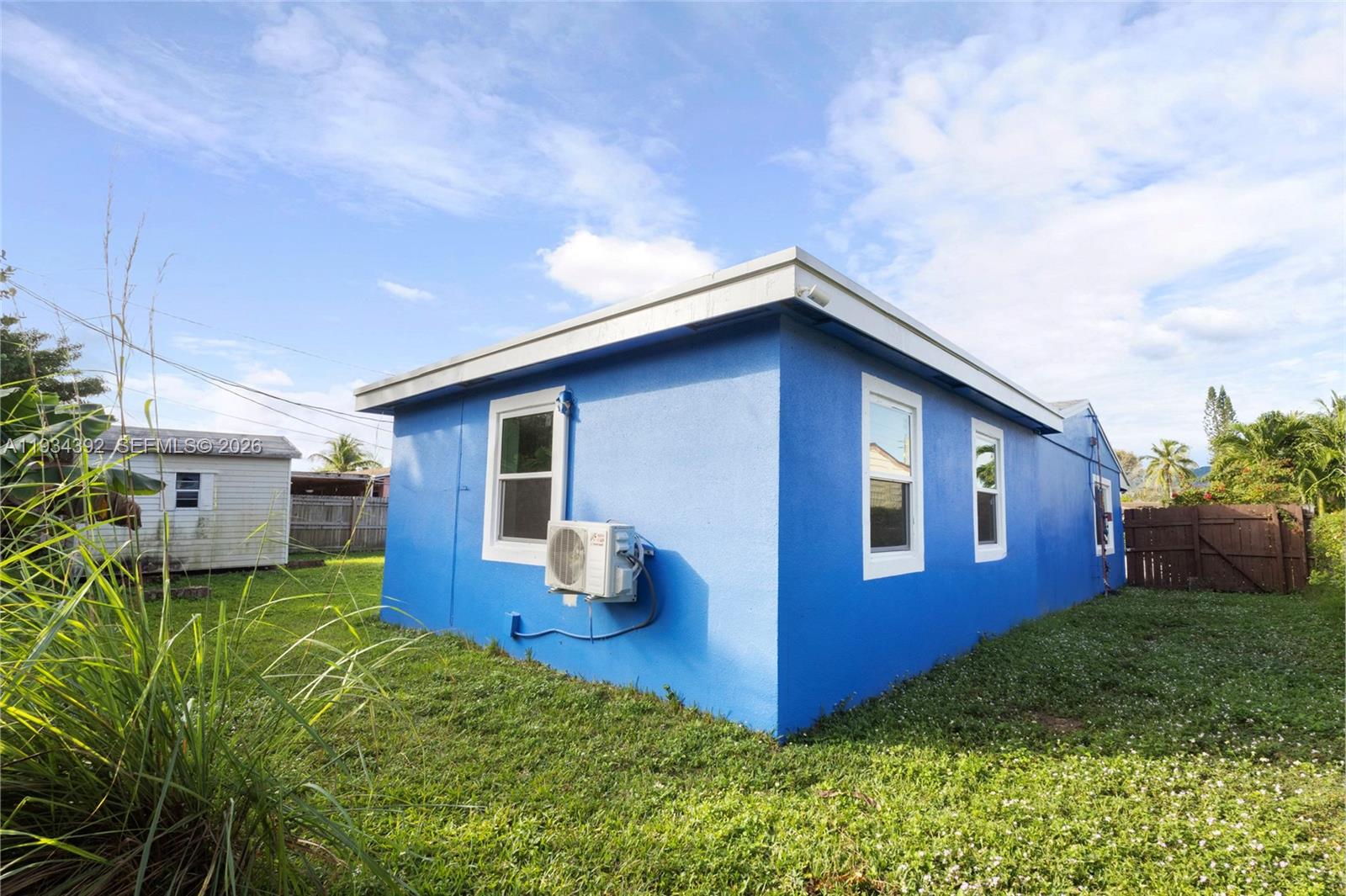   /   sq. ft. $ 2025-12-22 0 Photo