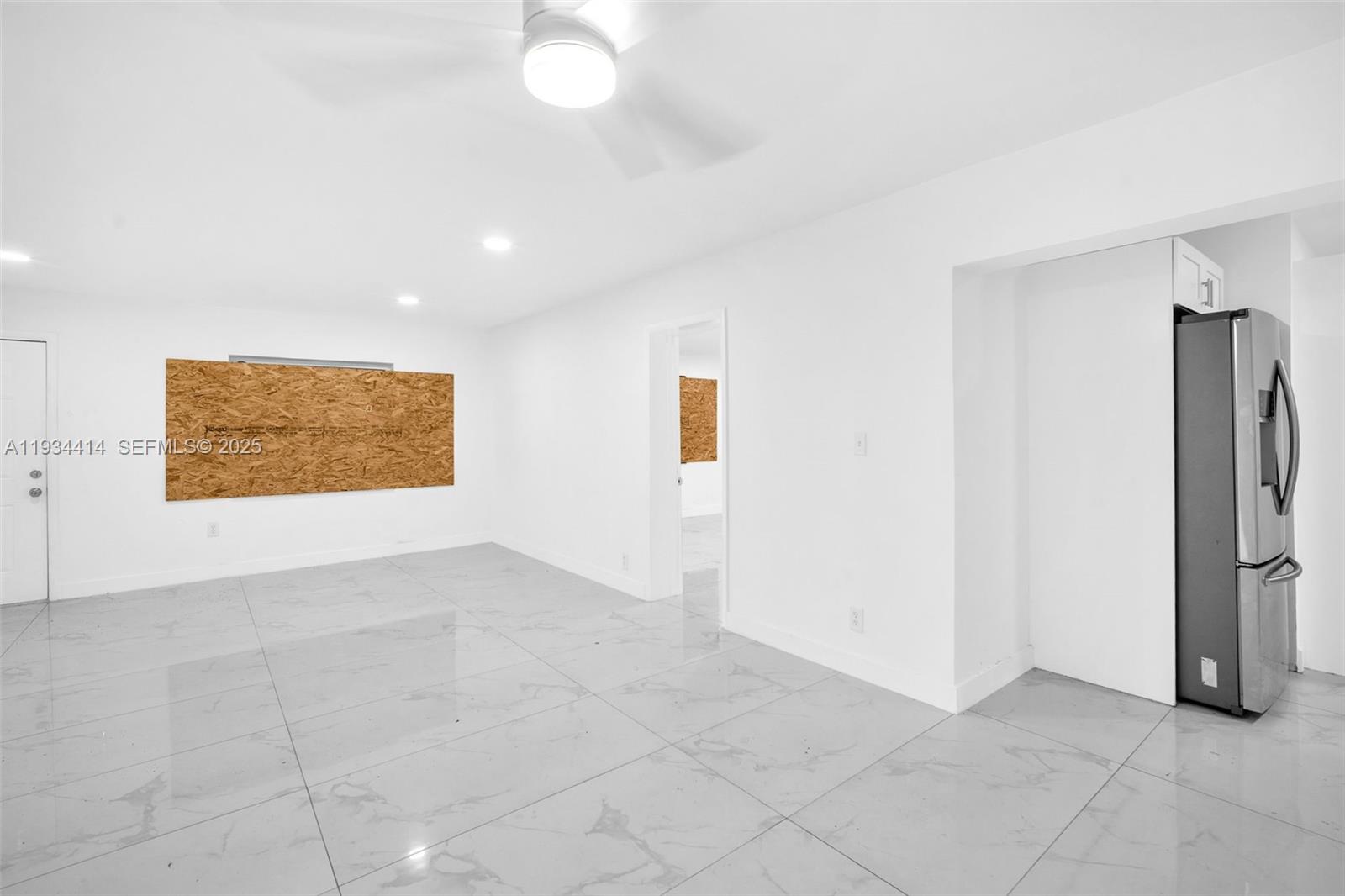 265 3 / 2 1140 sq. ft. $ 2026-05-28 0 foto