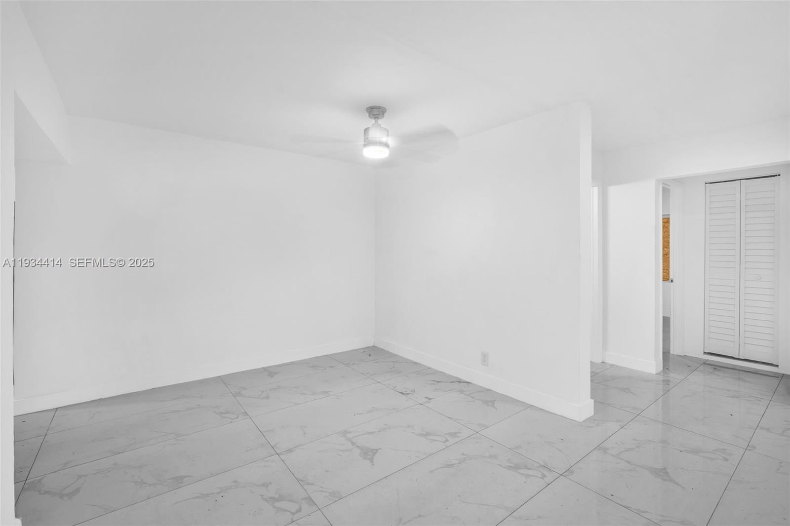 265 3 / 2 1140 sq. ft. $ 2026-05-28 0 foto