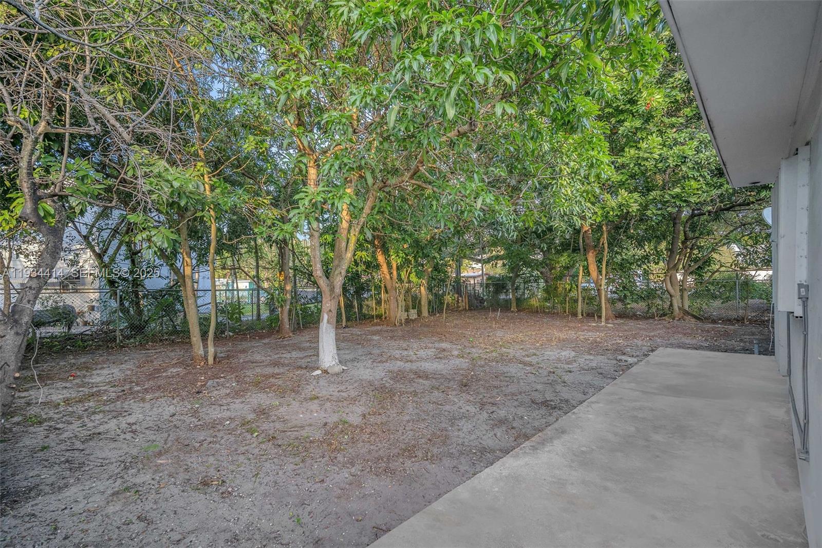 265 3 / 2 1140 sq. ft. $ 2026-05-28 0 foto