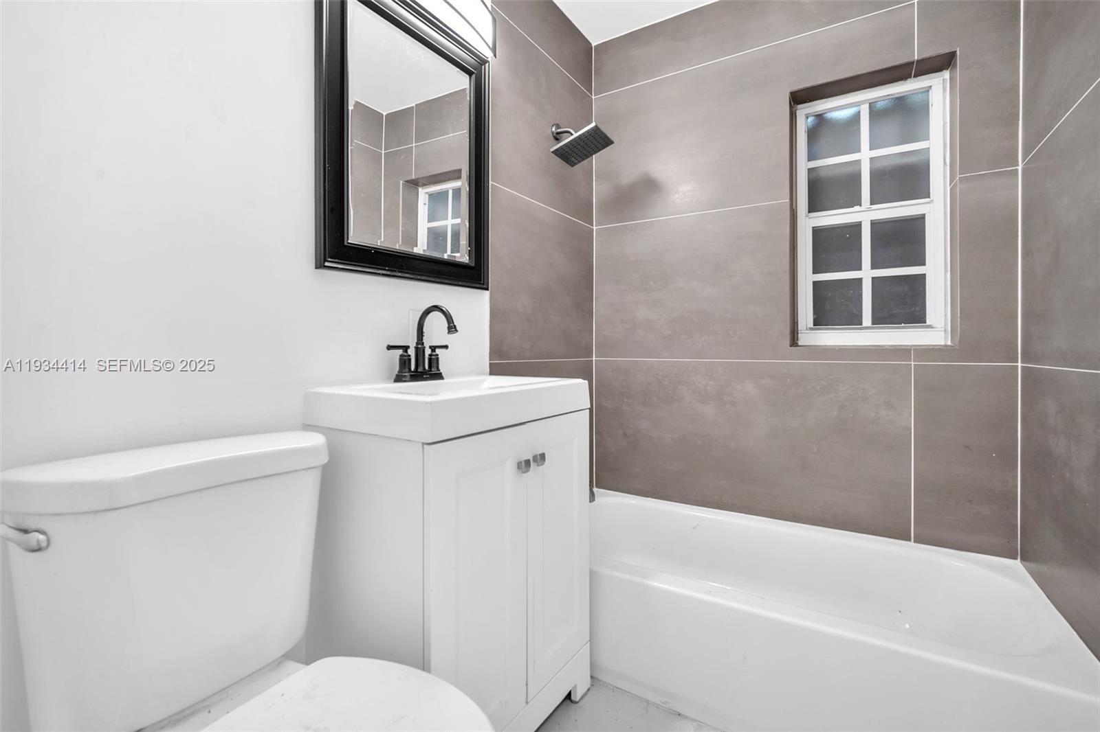 265 3 / 2 1140 sq. ft. $ 2026-05-28 0 foto