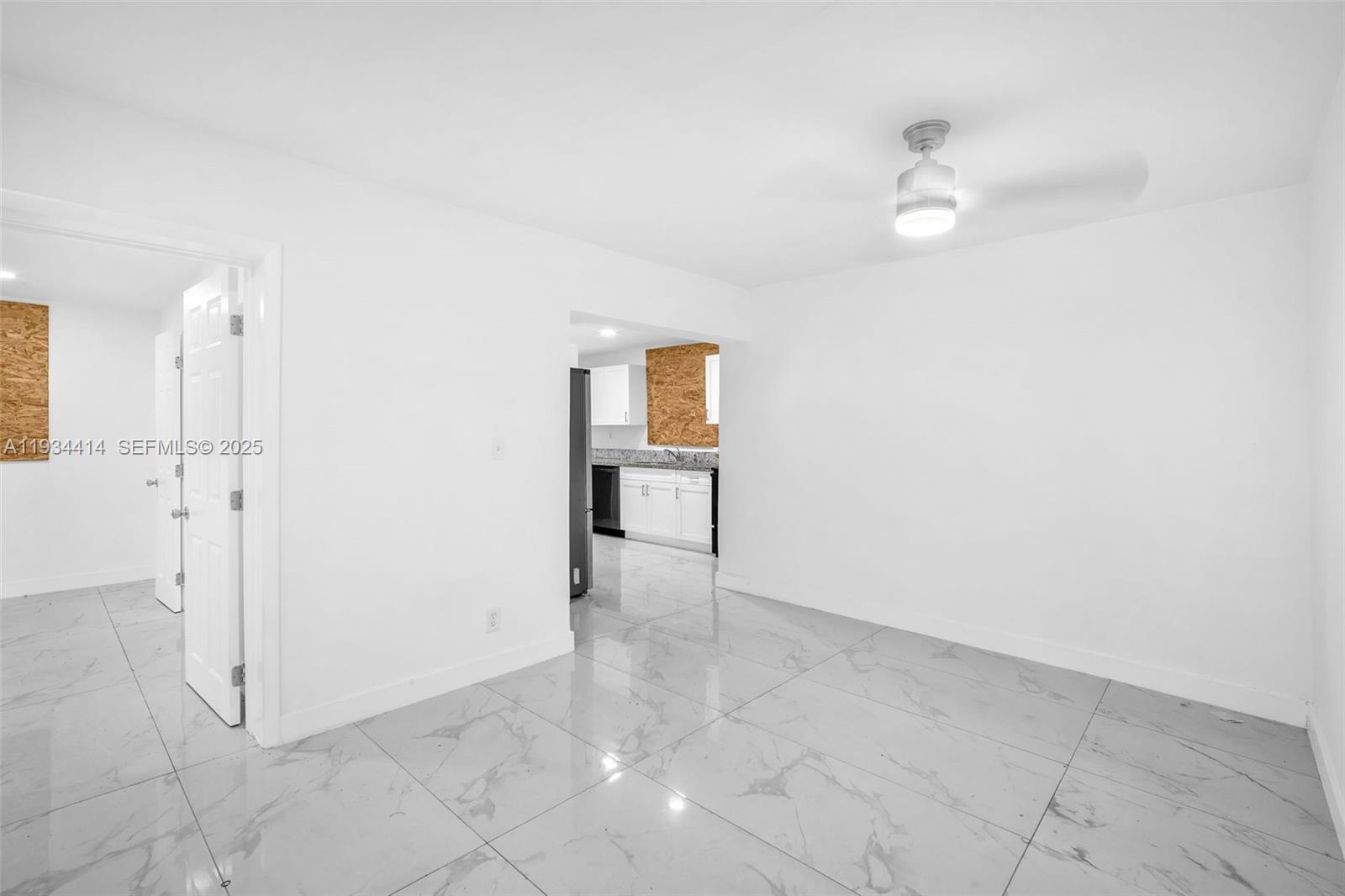 265 3 / 2 1140 sq. ft. $ 2026-05-28 0 foto