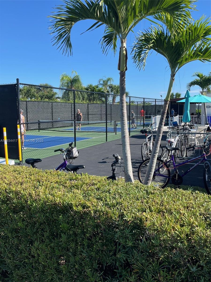   /   sq. ft. $ 2025-12-22 0 Photo