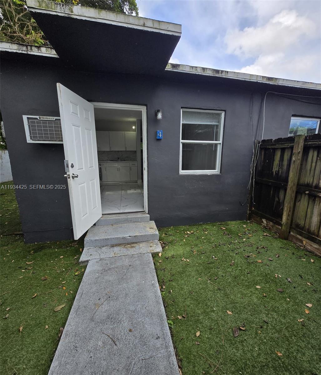 1-8  /   sq. ft. $ 2025-12-22 0 foto