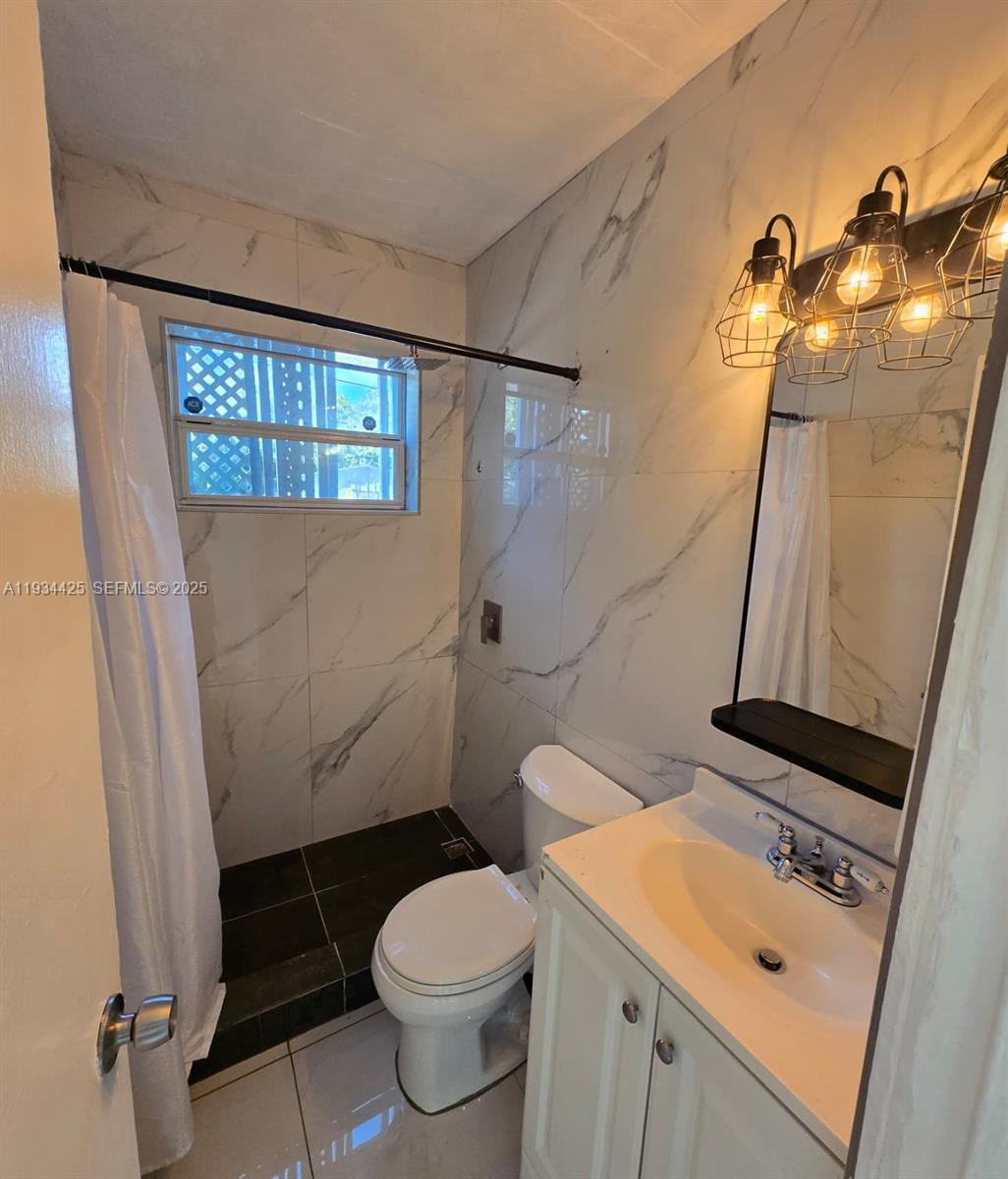 1-8  /   sq. ft. $ 2025-12-22 0 foto