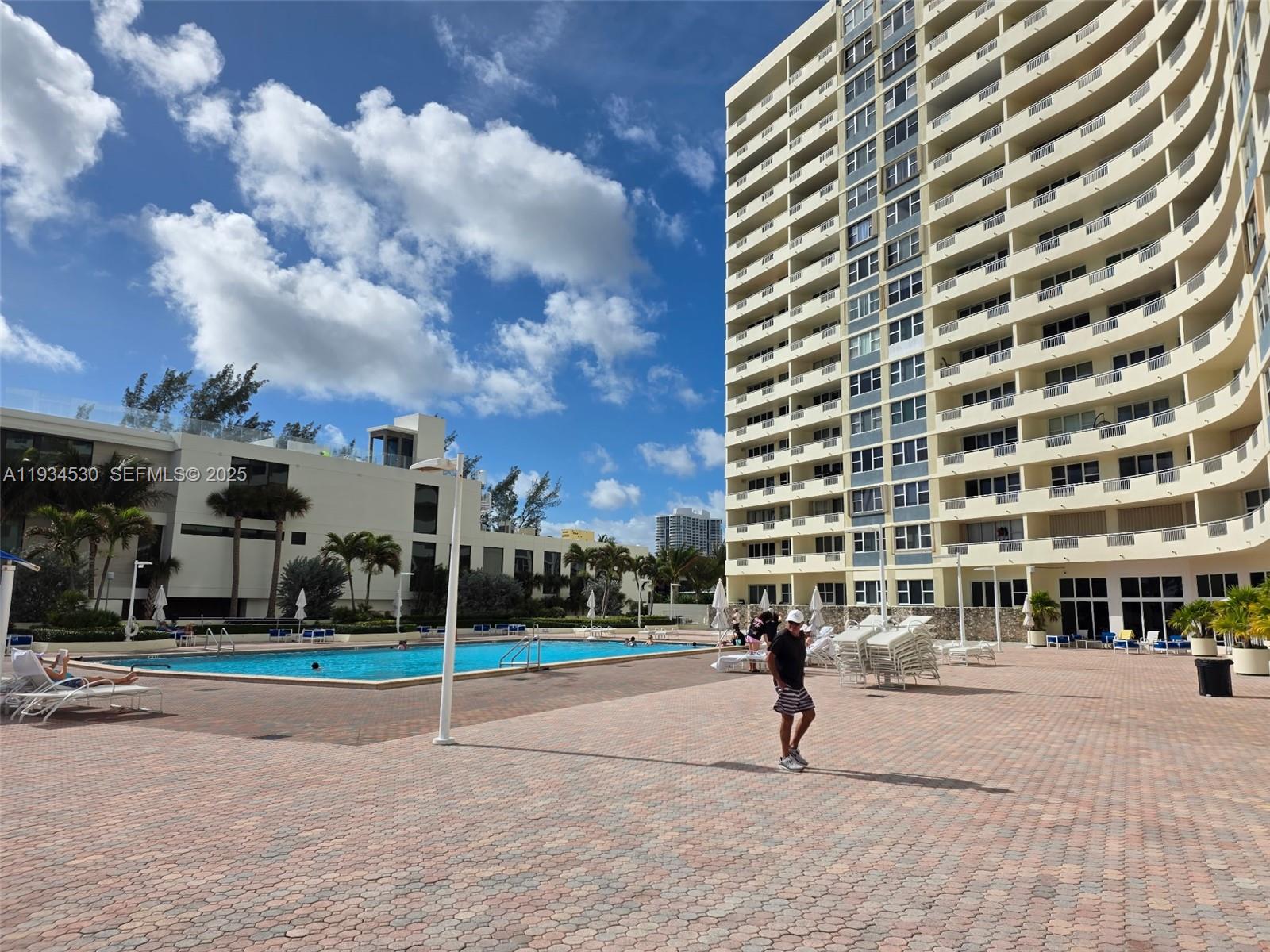 Photo of 3180 Ocean Dr #1617, Hallandale Beach, Florida, 33009 -