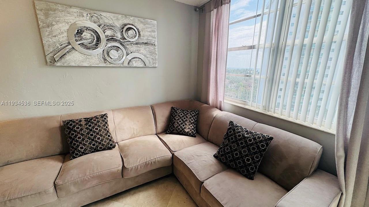 Photo of 19390 Collins Ave  #816, Sunny Isles Beach, Florida, 33160 - 