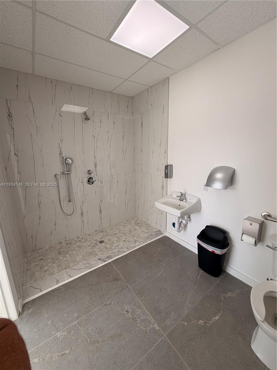   /   sq. ft. $ 2025-12-23 0 Photo