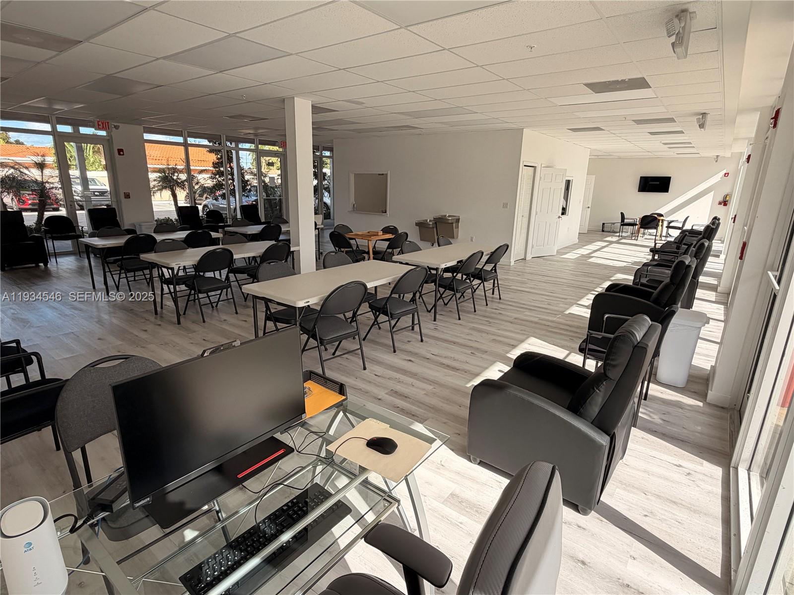   /   sq. ft. $ 2025-12-23 0 Photo