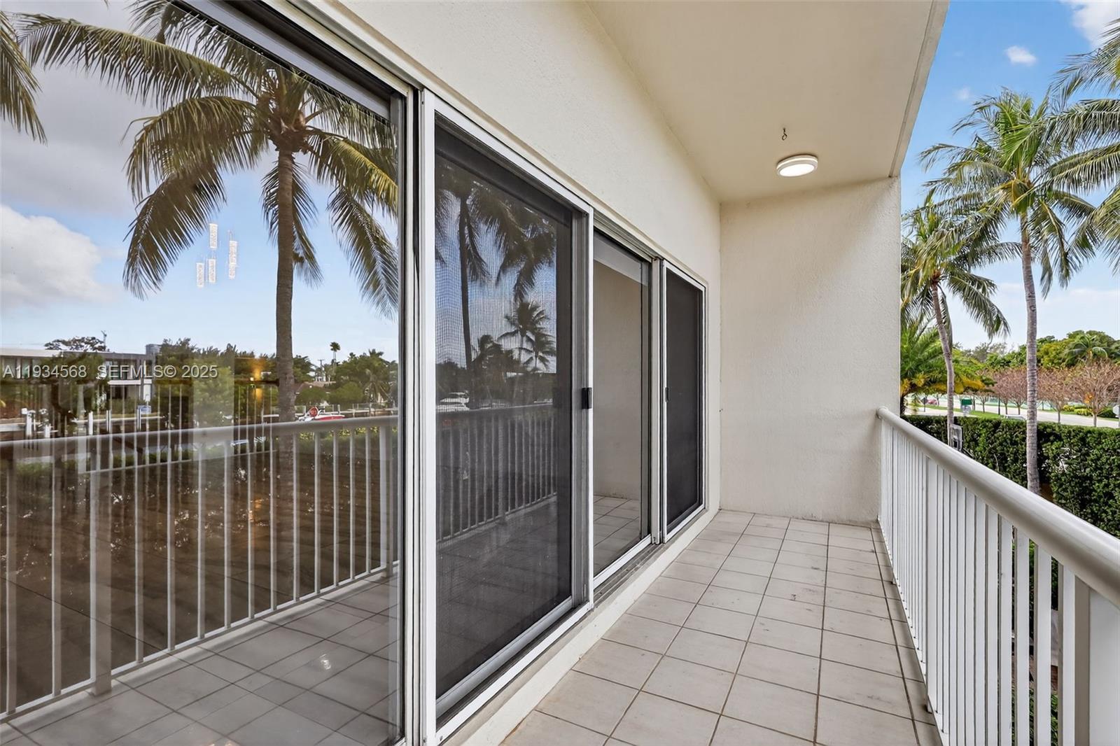 Photo of 21399 Marina Cove Cir (21399), Aventura, Florida, 33180 -