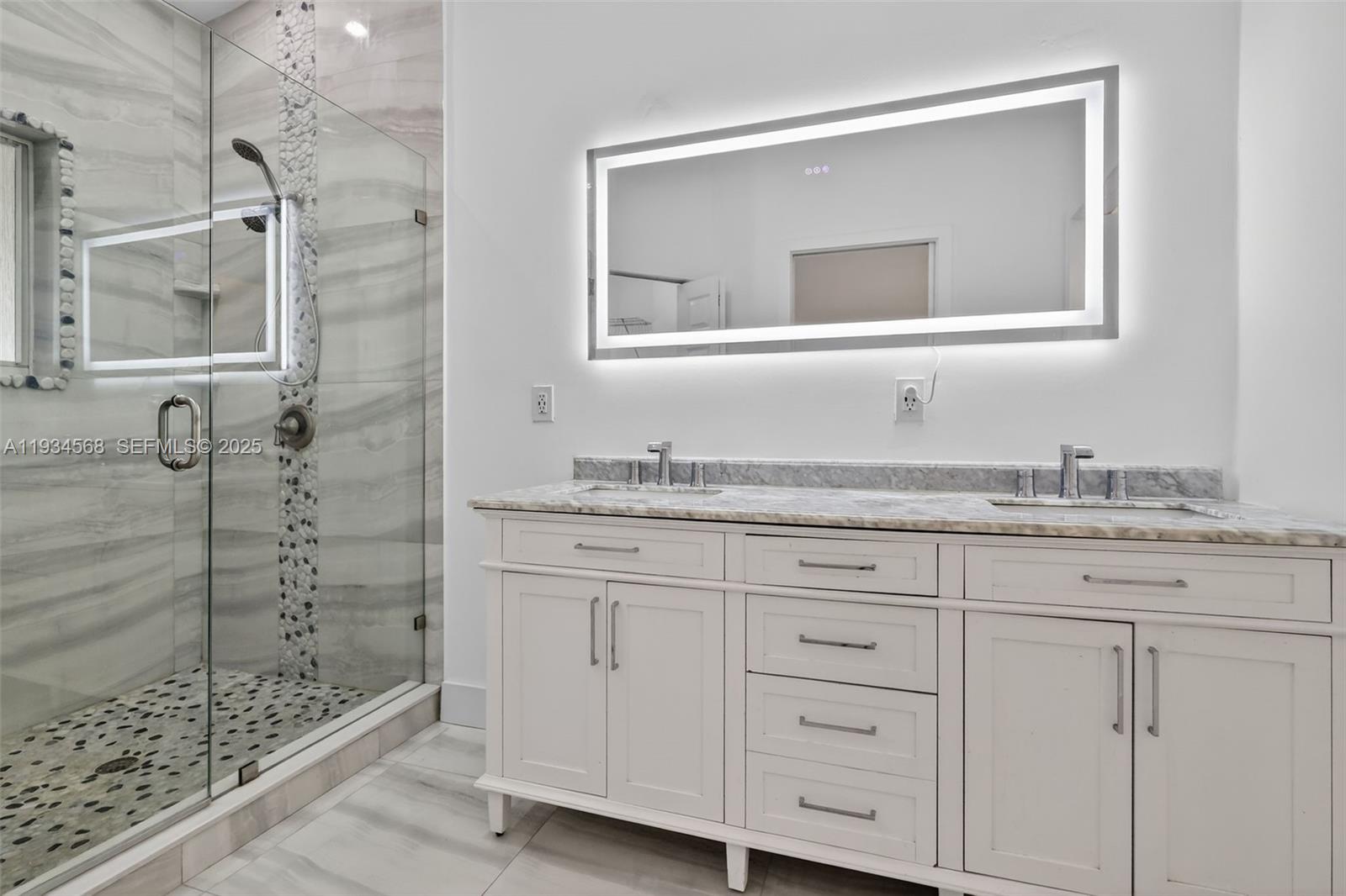 Photo of 21399 Marina Cove Cir (21399), Aventura, Florida, 33180 -