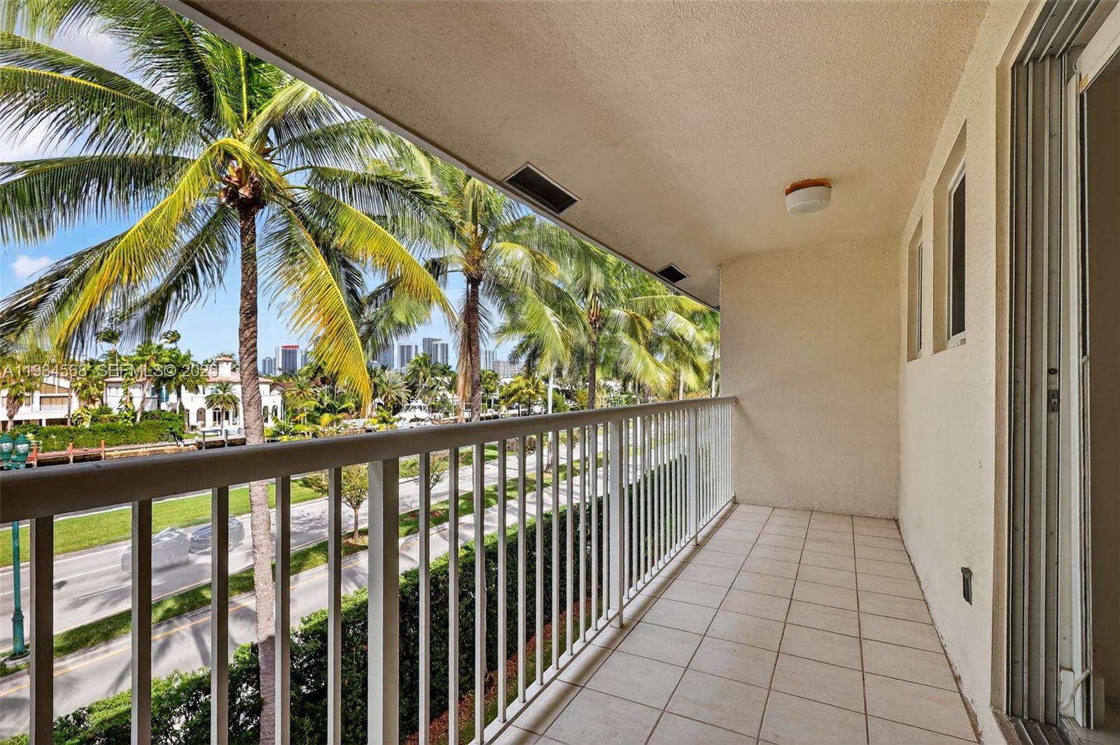 Photo of 21399 Marina Cove Cir (21399), Aventura, Florida, 33180 -