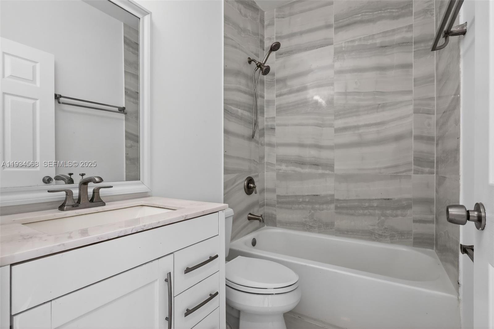 Photo of 21399 Marina Cove Cir (21399), Aventura, Florida, 33180 -