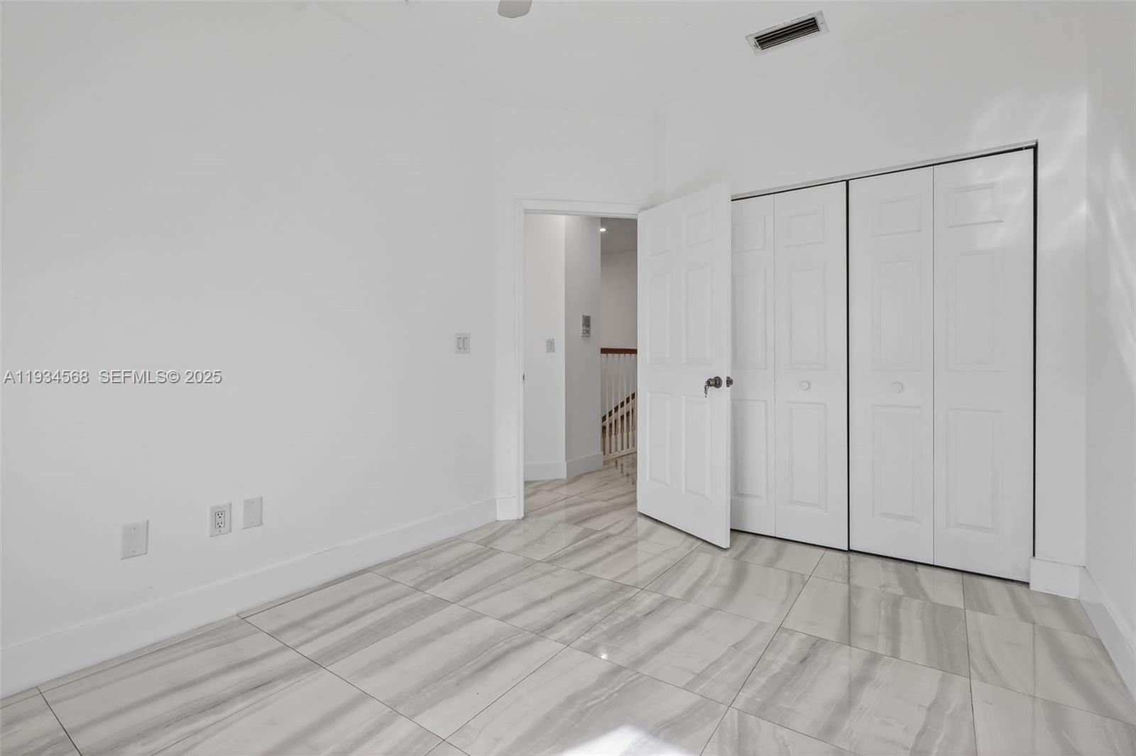 Photo of 21399 Marina Cove Cir (21399), Aventura, Florida, 33180 -