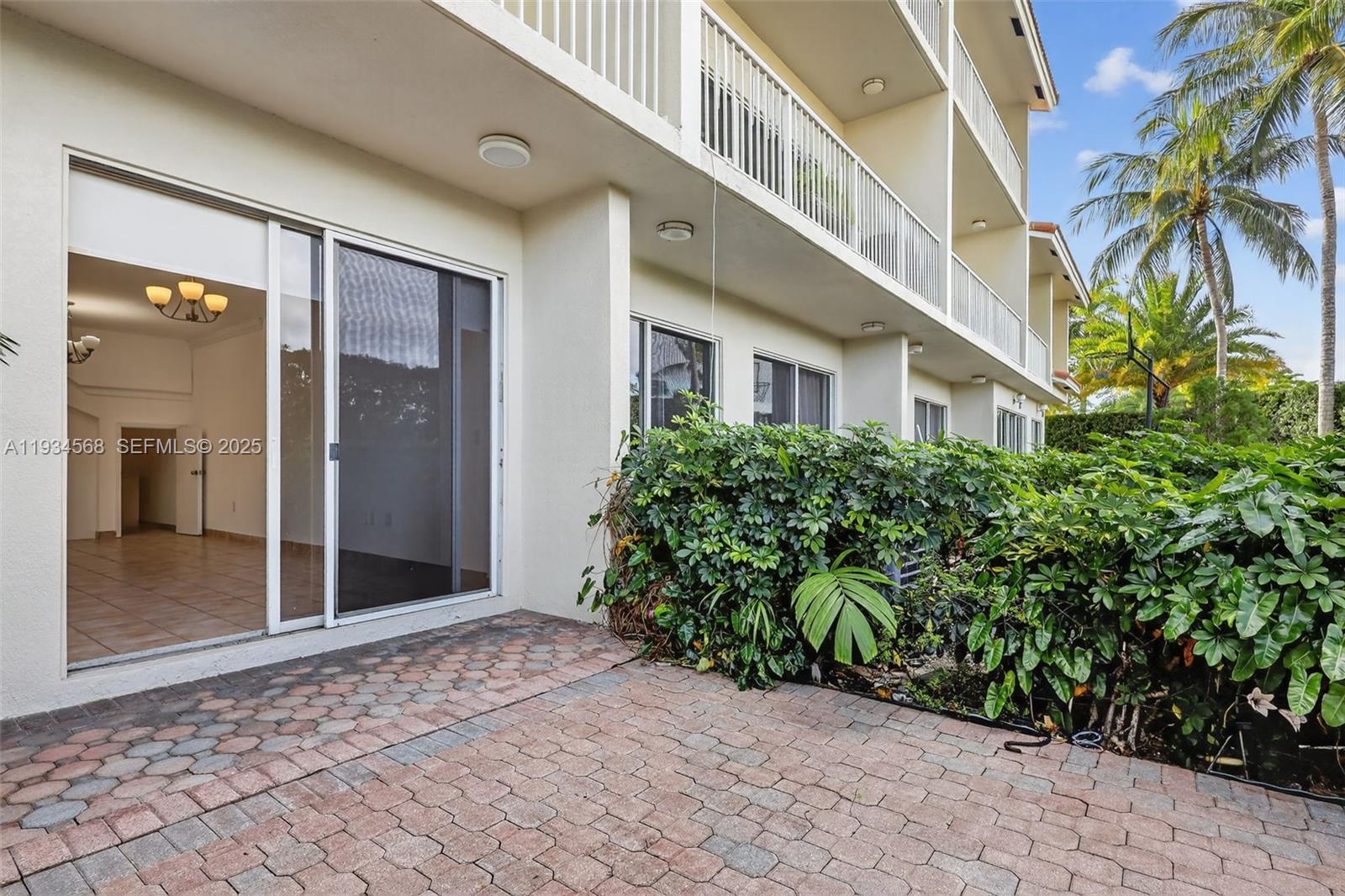 Photo of 21399 Marina Cove Cir (21399), Aventura, Florida, 33180 -