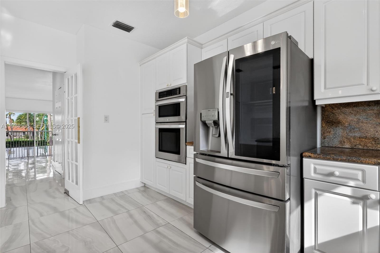 Photo of 21399 Marina Cove Cir (21399), Aventura, Florida, 33180 -