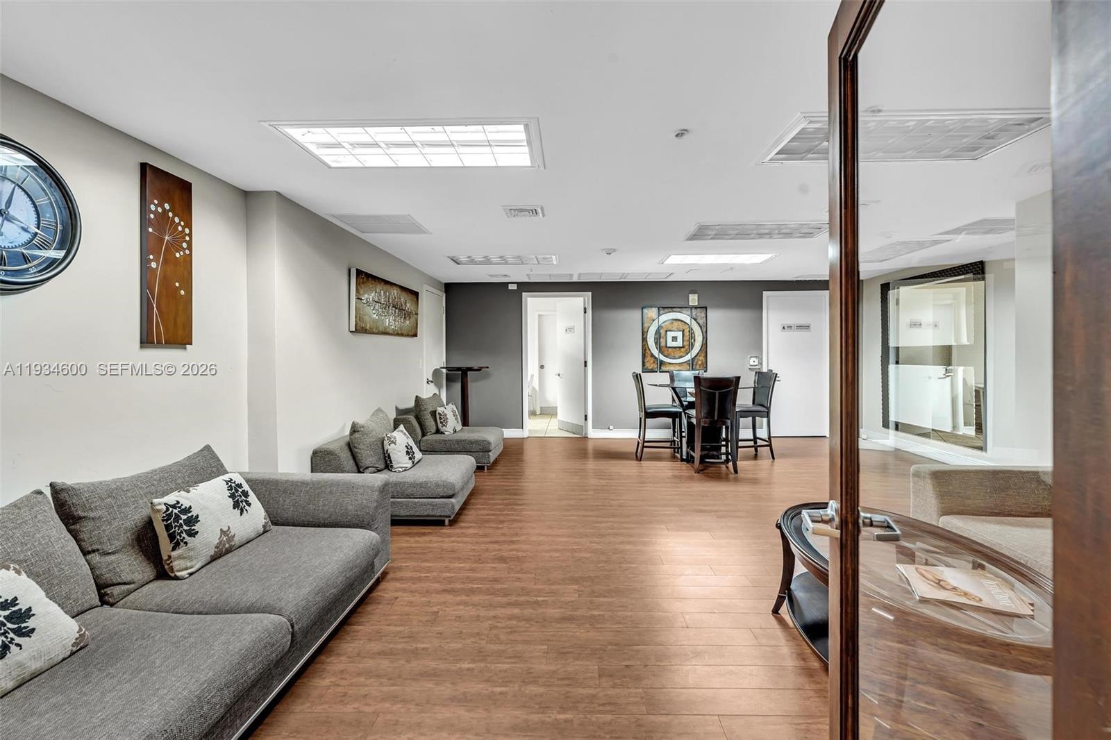 Photo of 3340 190th St  #1109, Aventura, Florida, 33180 - 