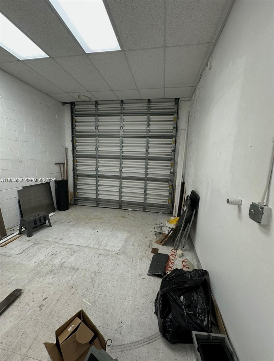   /   sq. ft. $ 2025-12-23 0 foto