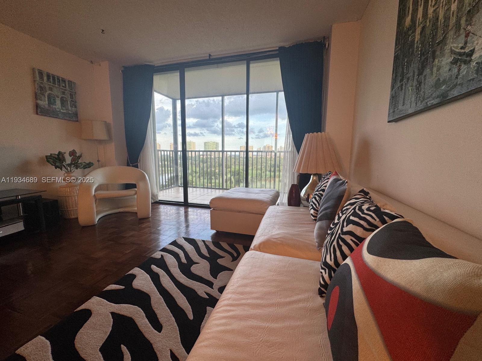 Photo of 20335 Country Club Dr  #1105, Aventura, Florida, 33180 - 