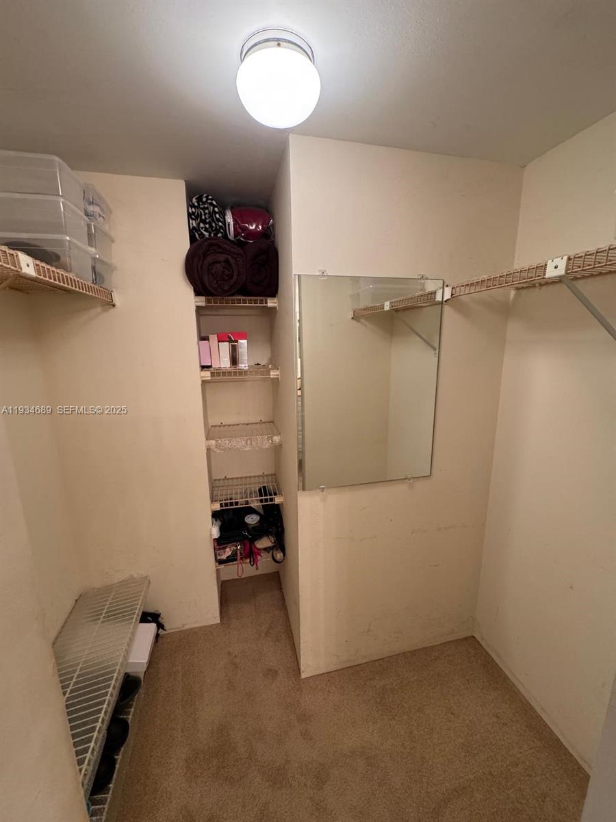 Photo of 20335 Country Club Dr  #1105, Aventura, Florida, 33180 - 