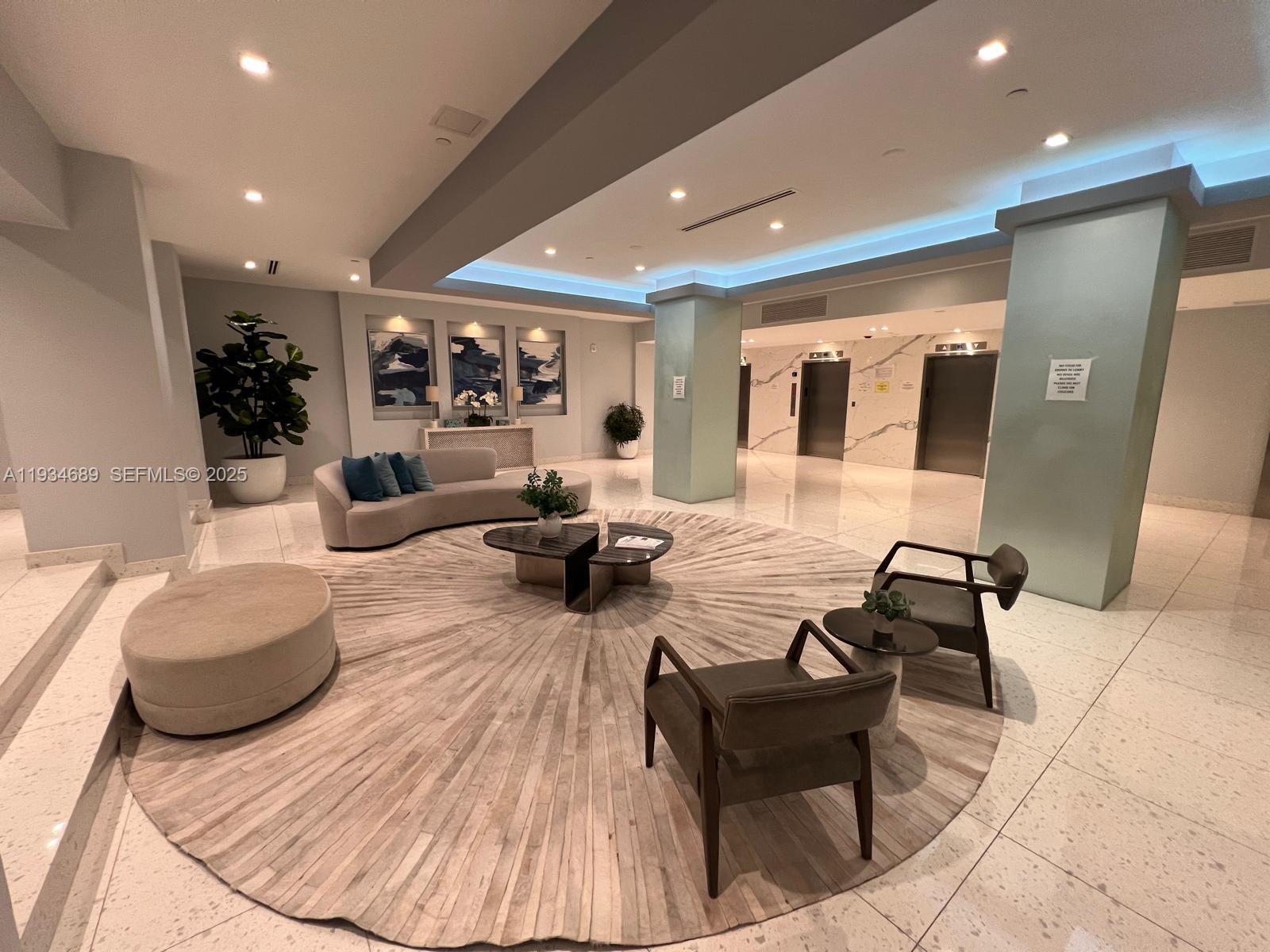 Photo of 20335 Country Club Dr  #1105, Aventura, Florida, 33180 - 