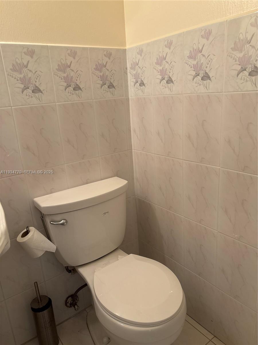 Photo of 1825 Ocean Dr #12, Hallandale Beach, Florida, 33009 -