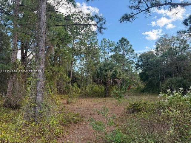   /   sq. ft. $ 2025-12-23 0 foto