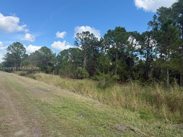   /   sq. ft. $ 2025-12-23 0 foto