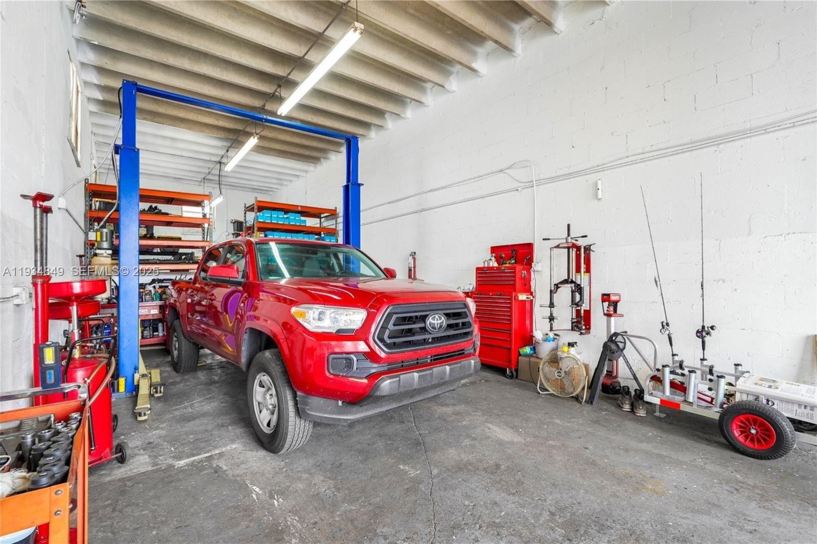   /   sq. ft. $ 2025-12-23 0 Photo