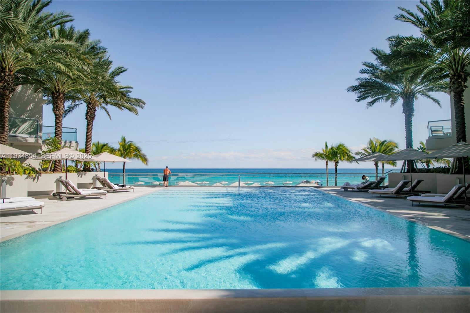 4003/4004 5 / 8 3252 sq. ft. $ 2025-12-23 0 Photo