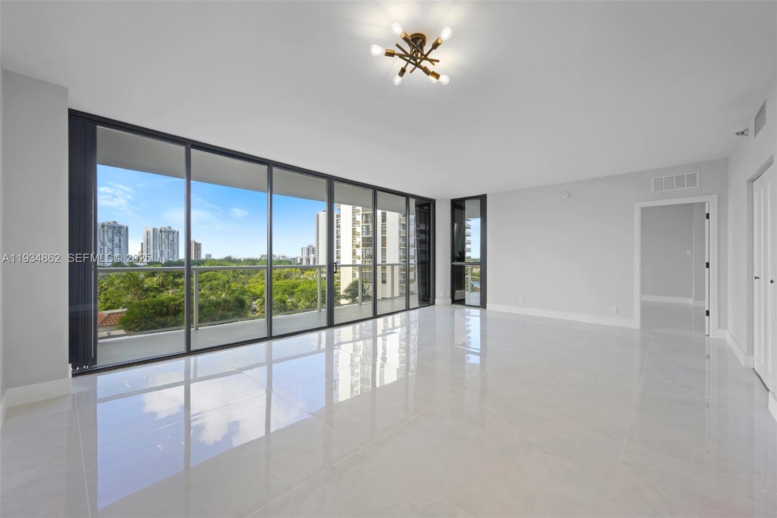 Photo of 20281 Country Club Dr  #501, Aventura, Florida, 33180 - 