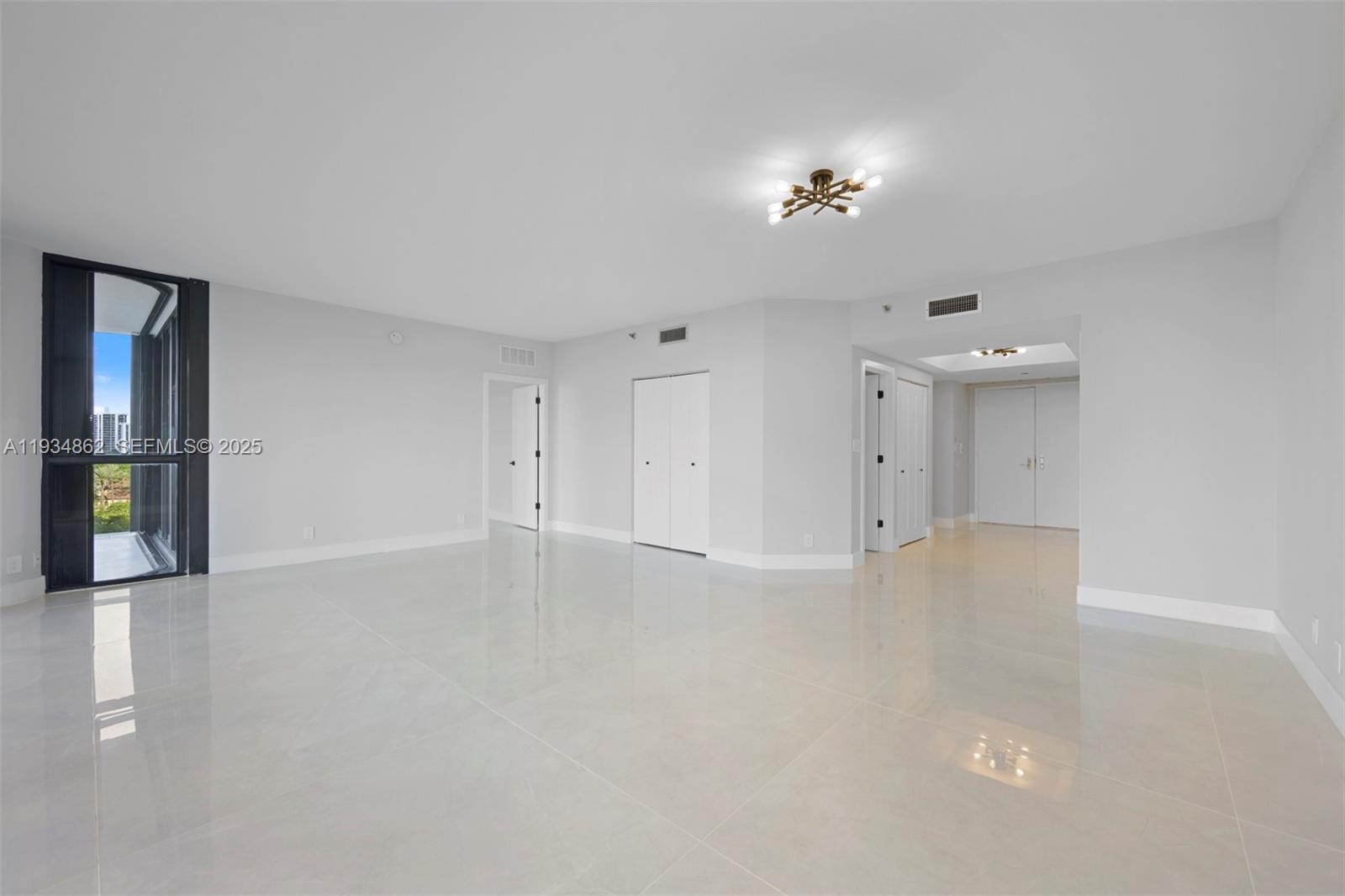 Photo of 20281 Country Club Dr  #501, Aventura, Florida, 33180 - 