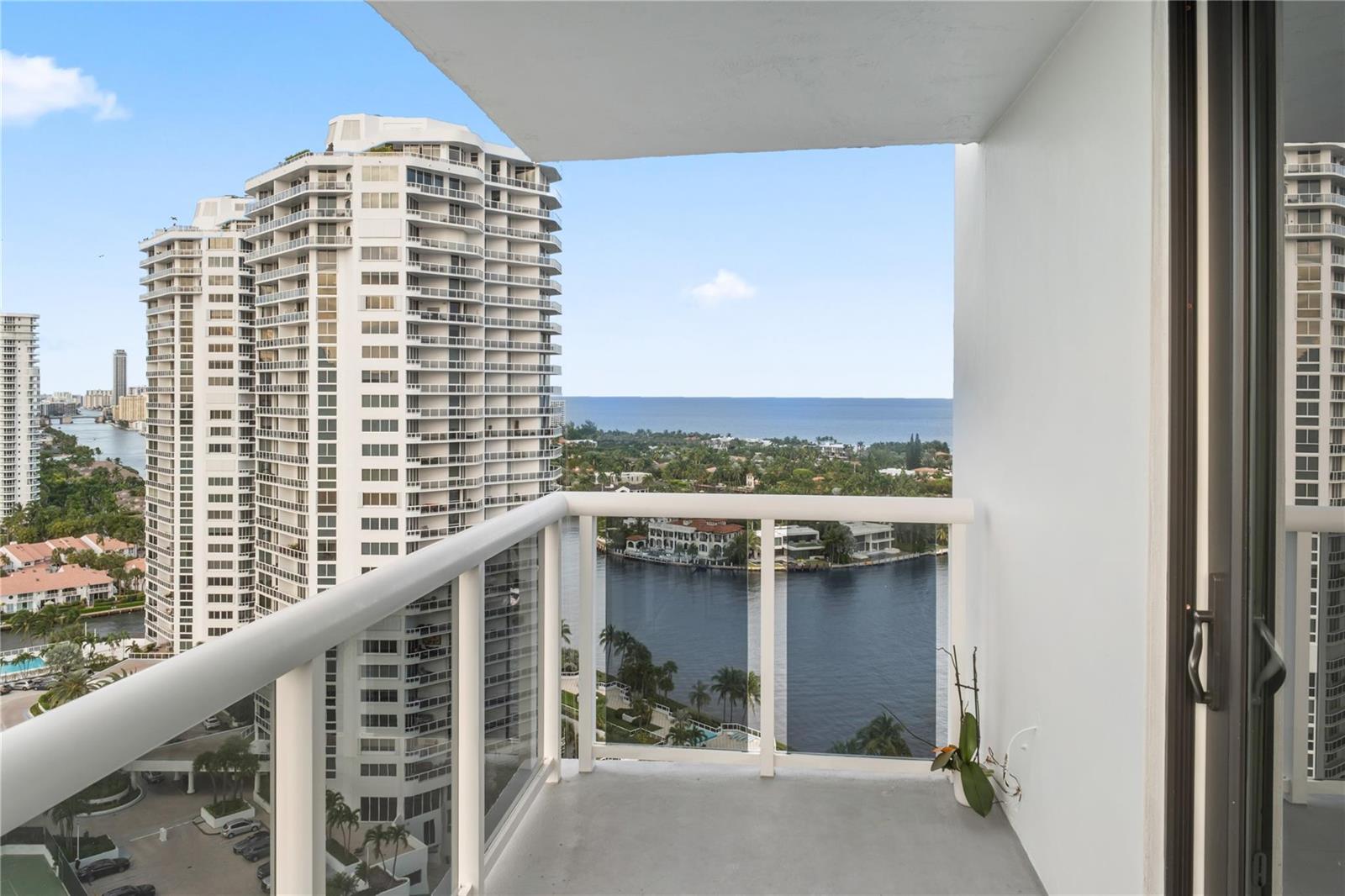 Photo of 20505 Country Club  #Ph33, Aventura, Florida, 33180 - Photo 24