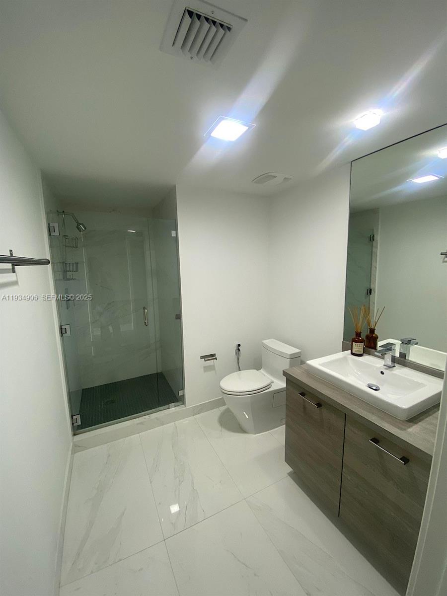 Photo of 400 Sunny Isles Blvd  #1616, Sunny Isles Beach, Florida, 33160 - 