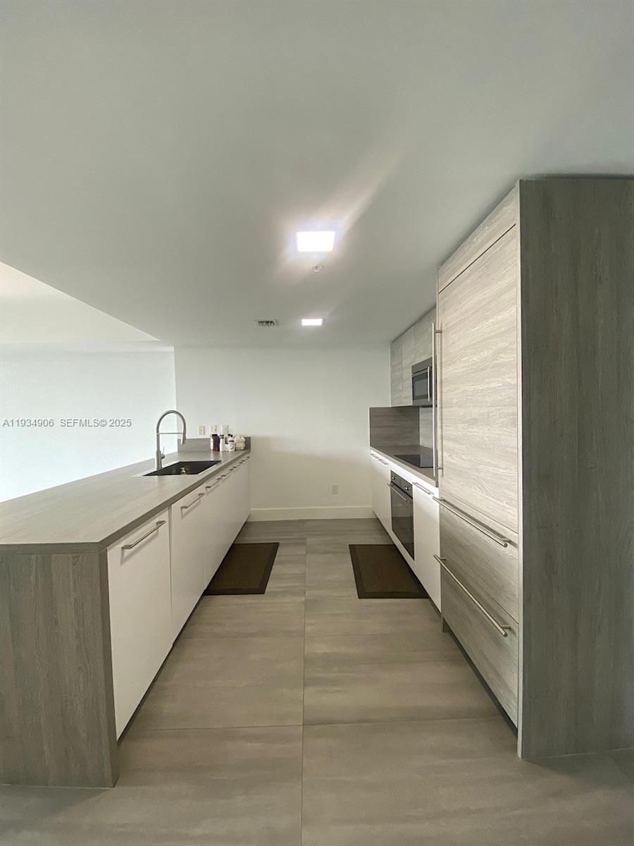 Photo of 400 Sunny Isles Blvd  #1616, Sunny Isles Beach, Florida, 33160 - 