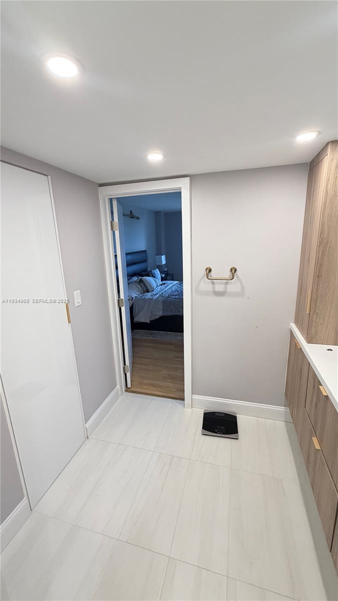 306 2 / 2 1521 sq. ft. $ 2025-12-23 0 Photo