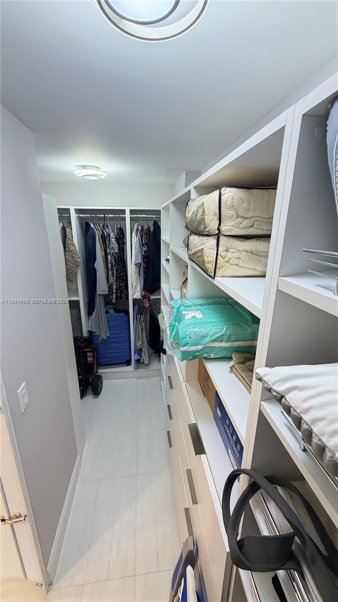 306 2 / 2 1521 sq. ft. $ 2025-12-23 0 Photo